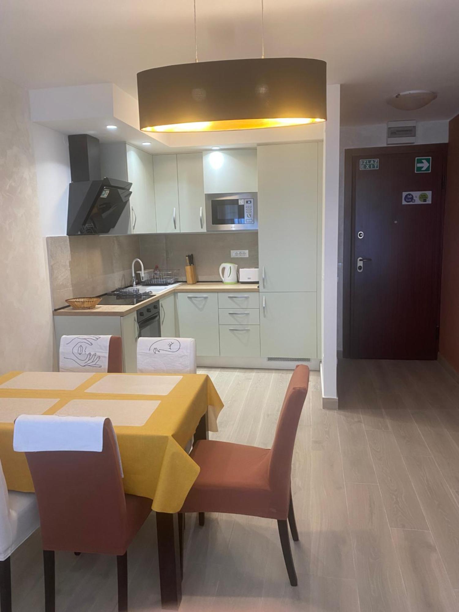 Apartment Amalfi スプリト エクステリア 写真